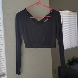 Long-sleeve crop top